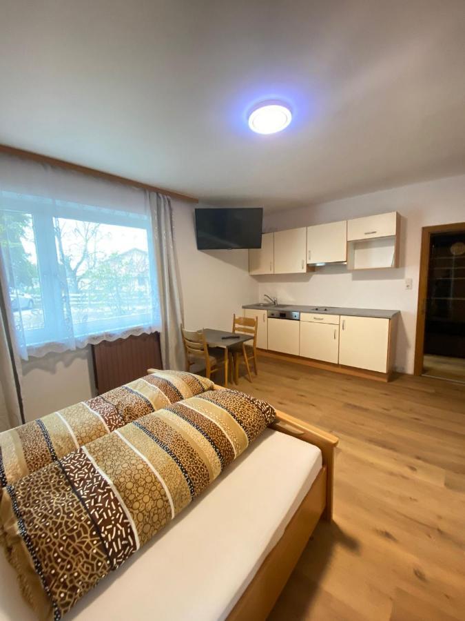 Haus Bergfriede, Christian Apartment *